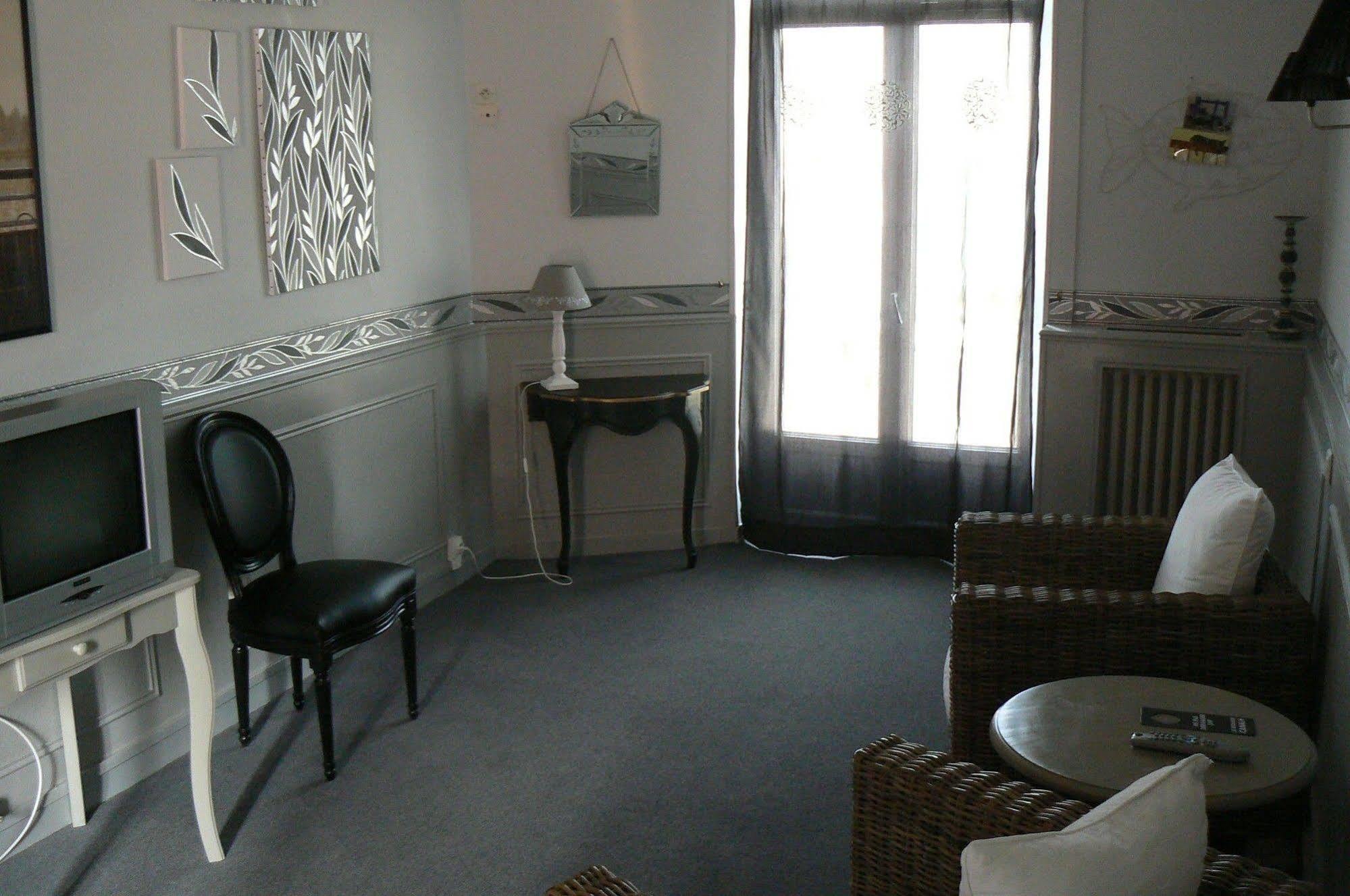 The Originals Boutique, Hotel D'Angleterre, Fecamp Exterior photo